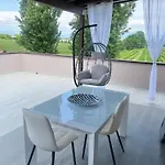 Angy House 25
